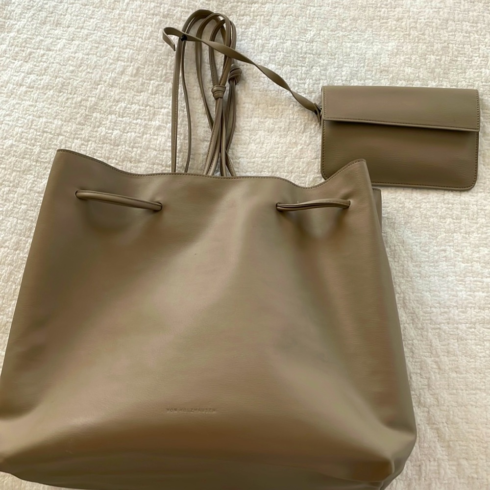 VON HOLZHAUSEN ultimate carryall.